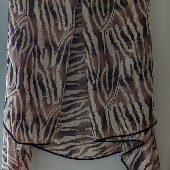 Convertible Vest-Tan Zebra - Picture 3 of 4